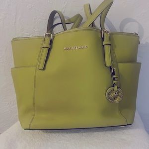 Michael kors jet set tote SOLD